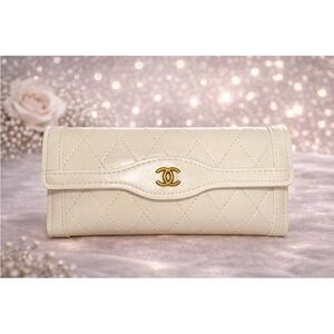 CC Cream Quilted Leather Clutch